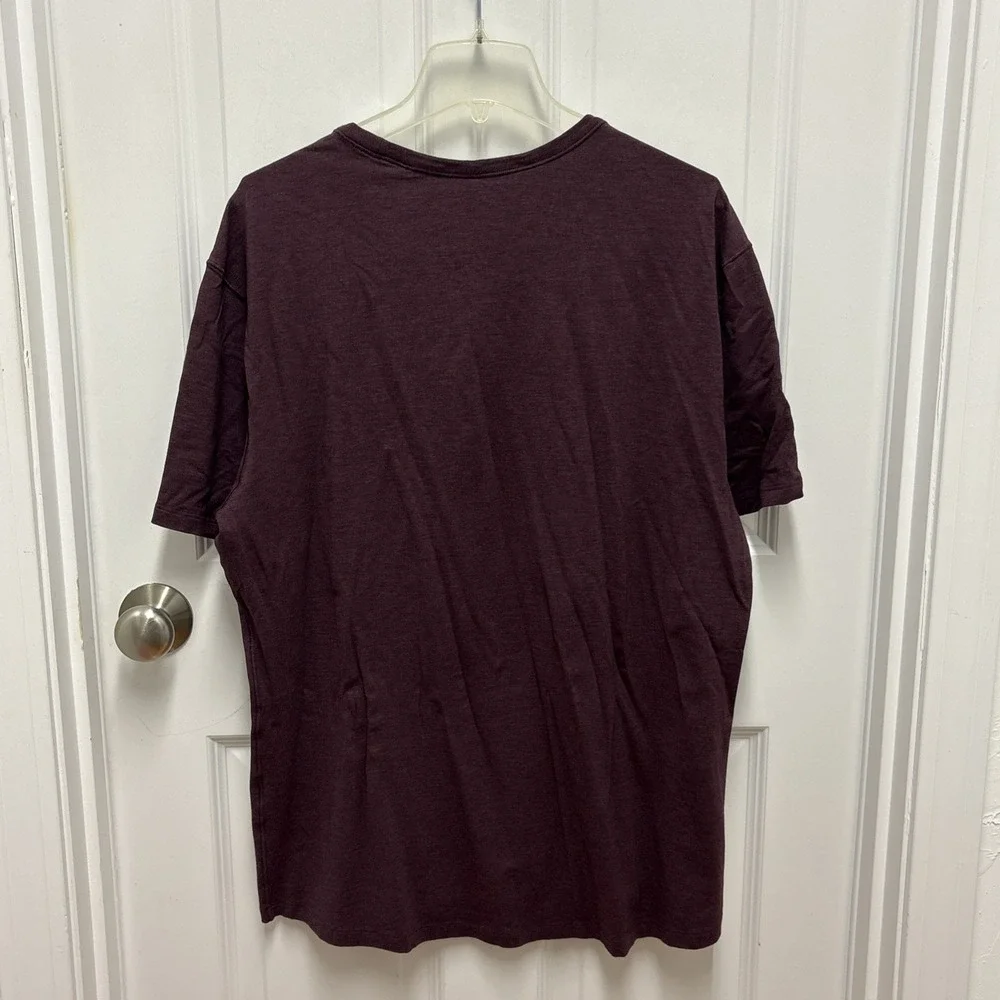 Lululemon‎ Short Sleeve Stretchy Crewneck Shirt Mens Size 2XL Burgundy